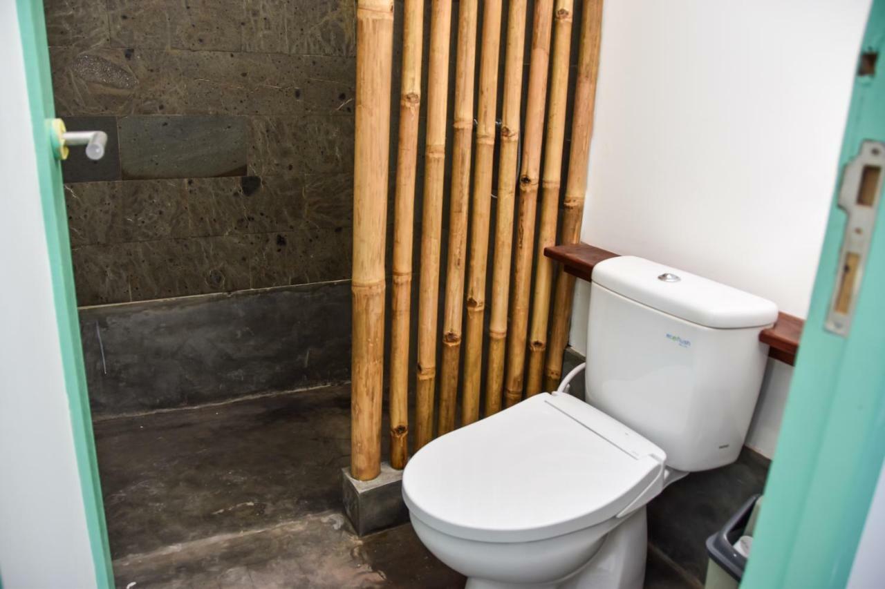 Mad Monkey Hostel