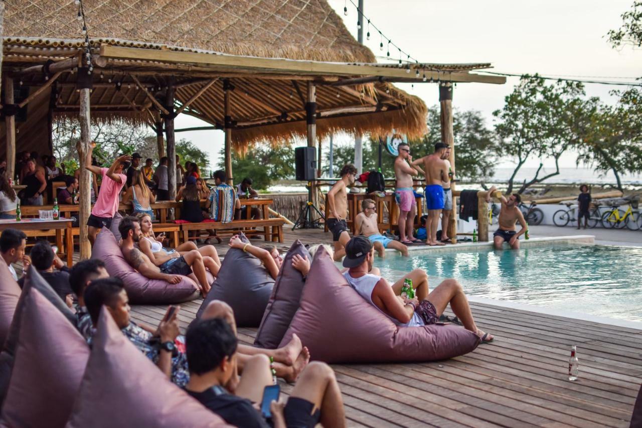 Mad Monkey Hostel